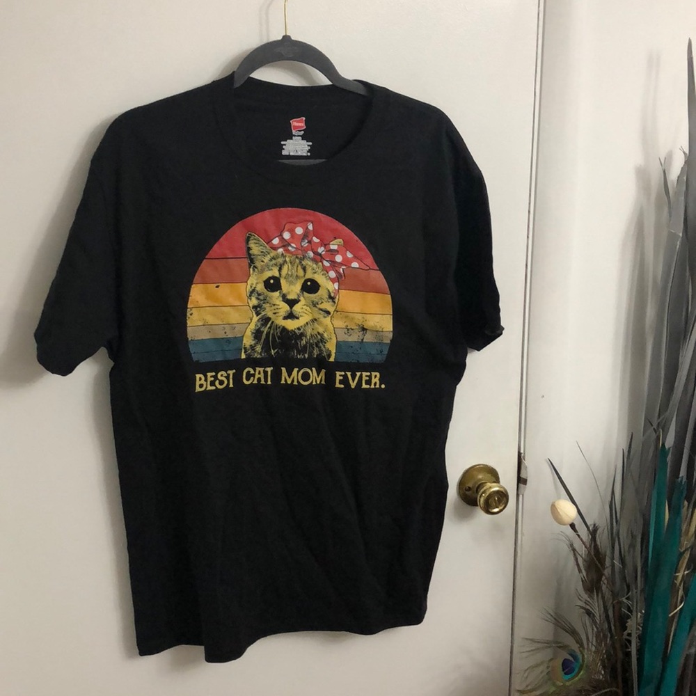 Hanes tagless CAT MOM tee | unisex large